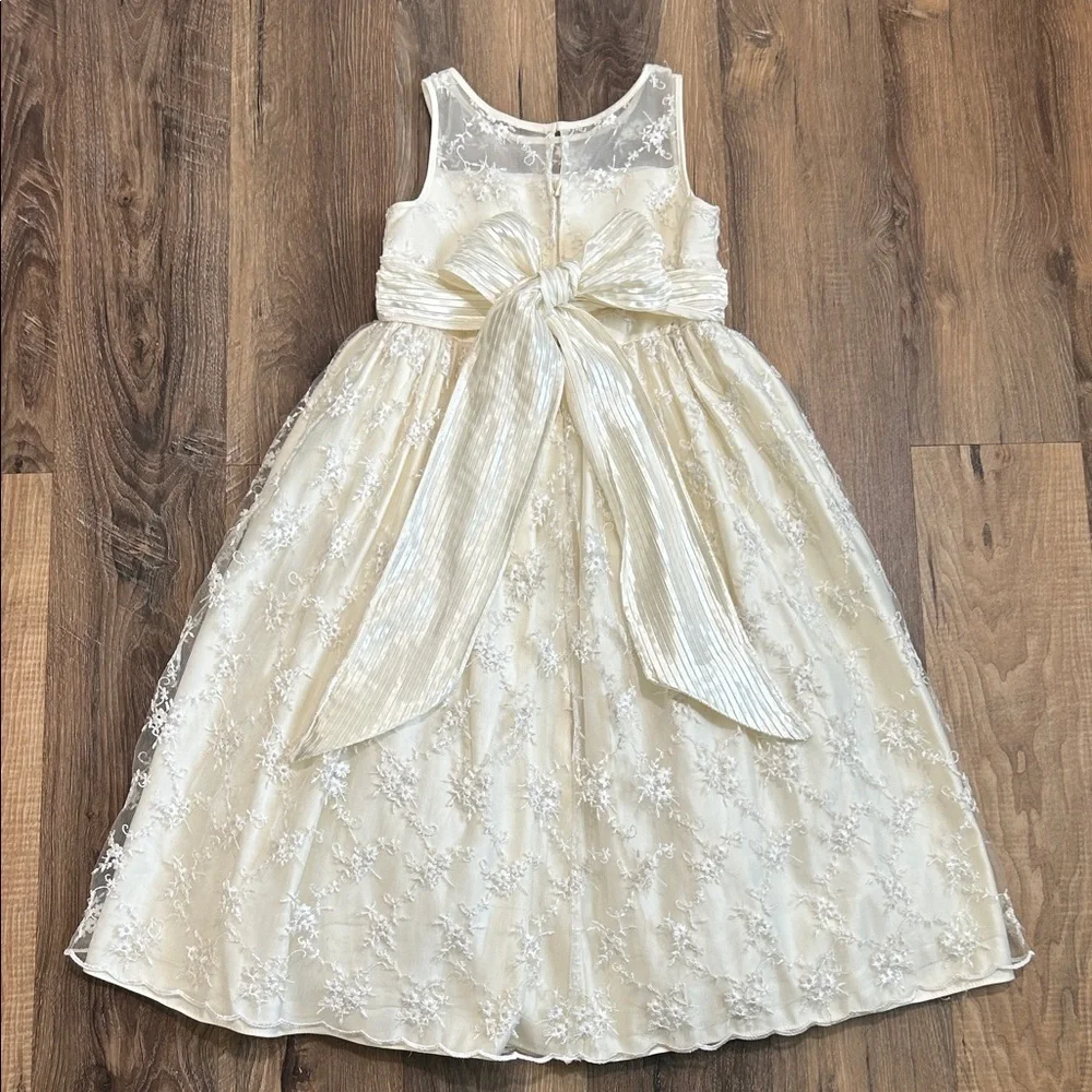 Cinderella Cream Girls Dress Formal layered tie back with zip up back